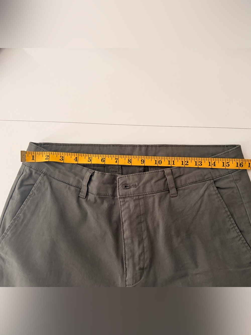 Zara Men's Gray Chino Trousers